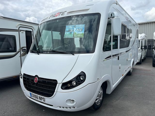 2016 Pilote Sensation G700 Motorhome