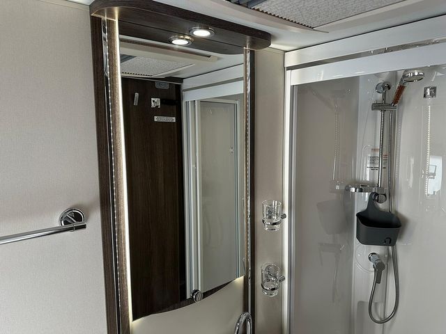 Elddis Affinity 554 Touring Caravan (2020) - Picture 14