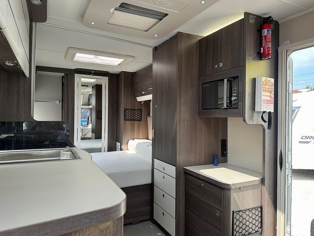 Elddis Affinity 554 Touring Caravan (2020) - Picture 7