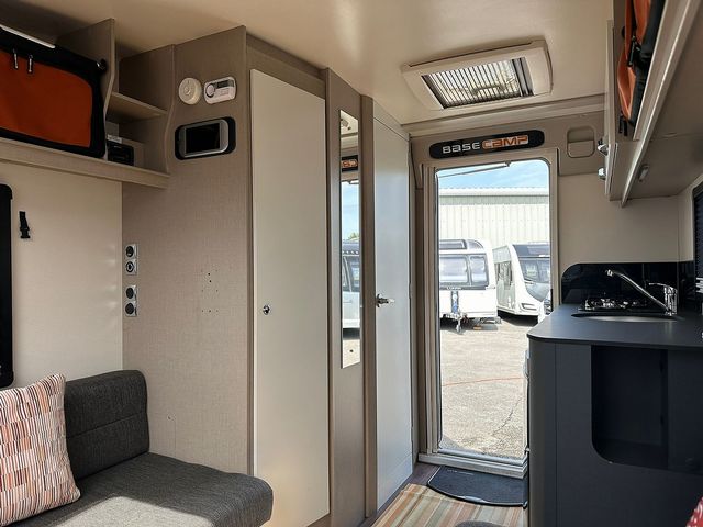 Swift Basecamp 2 Touring Caravan (2019) - Picture 10