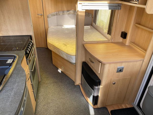 Coachman Amara Kimberley Touring Caravan (2010) - Picture 8