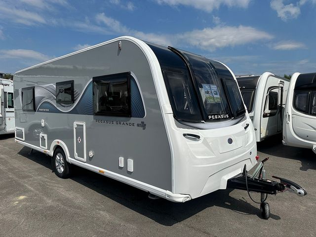 Bailey Pegasus Grande GT75 Portofino Touring Caravan (2024) - Picture 11