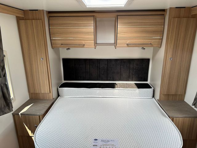 Bailey Pegasus Grande GT75 Portofino Touring Caravan (2024) - Picture 3