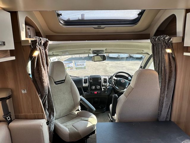 Swift Freestyle SE Motorhome (2020) - Picture 11