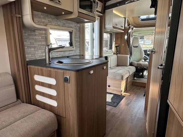 Swift Freestyle SE Motorhome (2020) - Picture 14