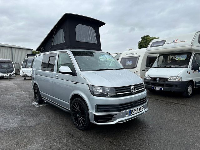 Volkswagen Transporter Campervan (2018) - Picture 2