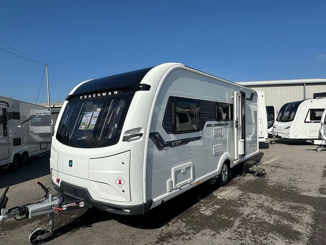 Coachman VIP 520 Touring Caravan (2020) - Picture 1