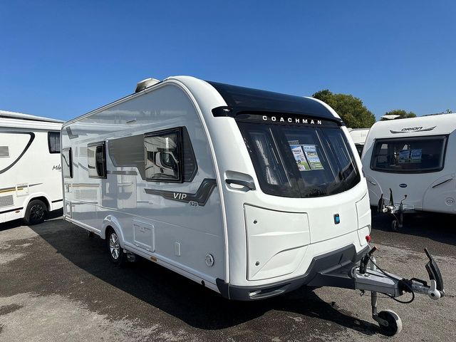 Coachman VIP 520 Touring Caravan (2020) - Picture 2