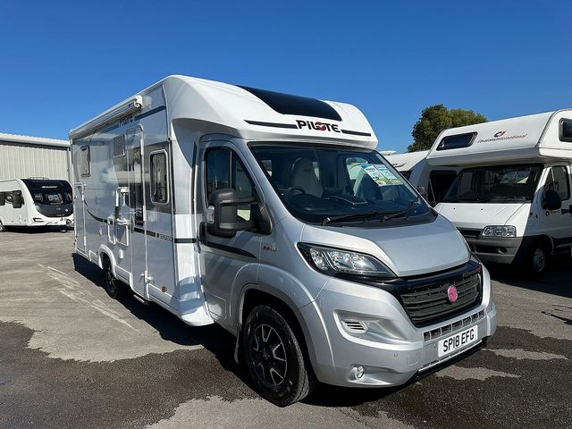 Pilote Sensation Motorhome (2018) - Picture 2