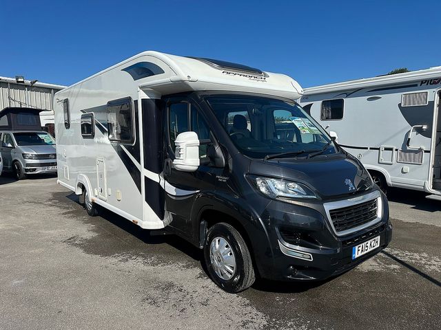 Bailey Approach Autograph 745 Motorhome (2015) - Picture 2