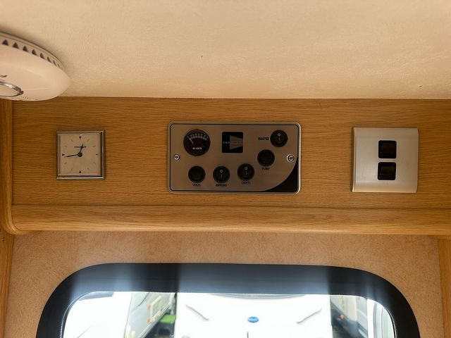 Coachman Pastiche Touring Caravan (2008) - Picture 15