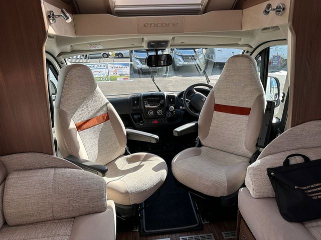 Elddis Encore 255 Motorhome (2017) - Picture 12