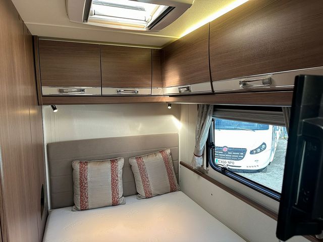 Elddis Encore 255 Motorhome (2017) - Picture 9