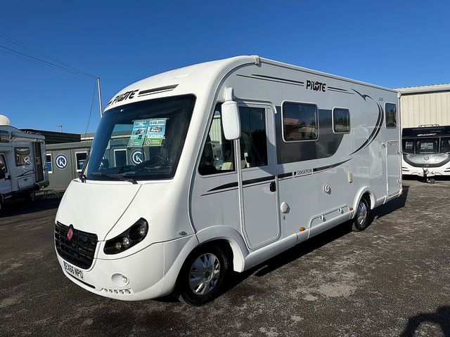 2016 Pilote Sensation G700 Motorhome