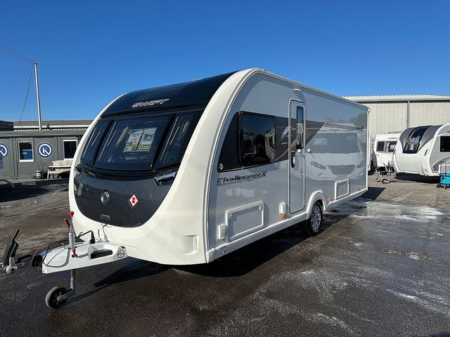 Swift Challenger 880X Touring Caravan (2022) - Picture 1