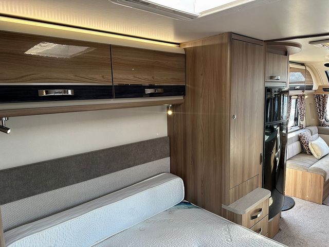 Swift Conqueror 645 Touring Caravan (2017) - Picture 10