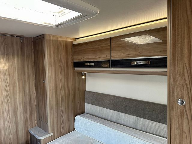 Swift Conqueror 645 Touring Caravan (2017) - Picture 13