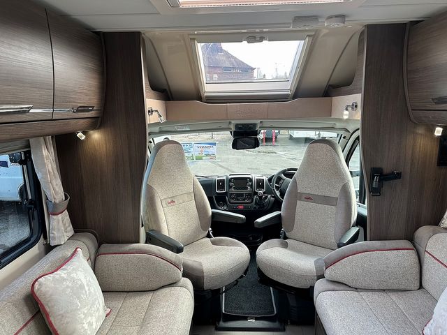 Elddis Majestic 250 Motorhome (2020) - Picture 14