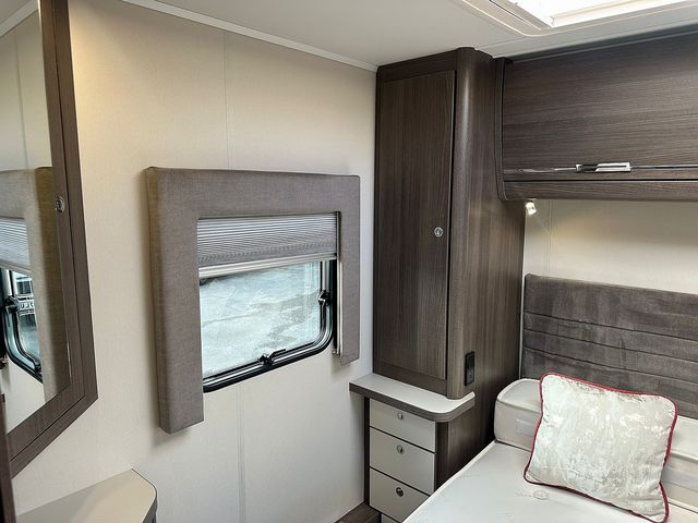 Elddis Majestic 250 Motorhome (2020) - Picture 9