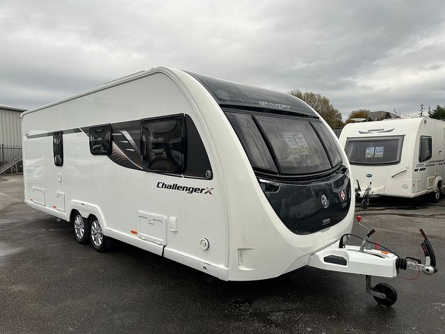 Swift Challenger X835 Touring Caravan (2021) - Picture 21