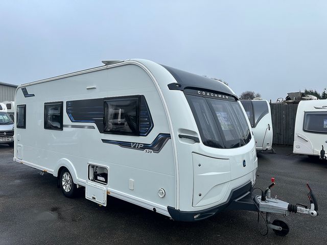 Coachman VIP 520 Touring Caravan (2019) - Picture 2