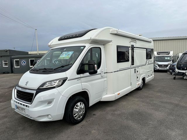 2017 Bailey Autograph 75-2 Motorhome