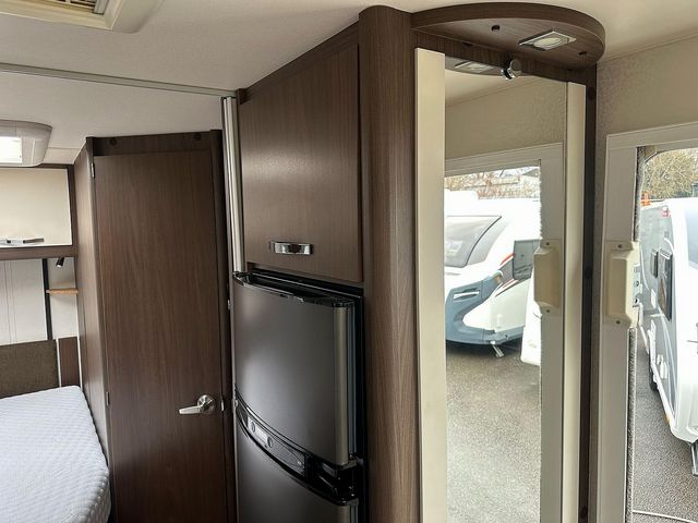 Elddis Aspire 265 Motorhome (2012) - Picture 14