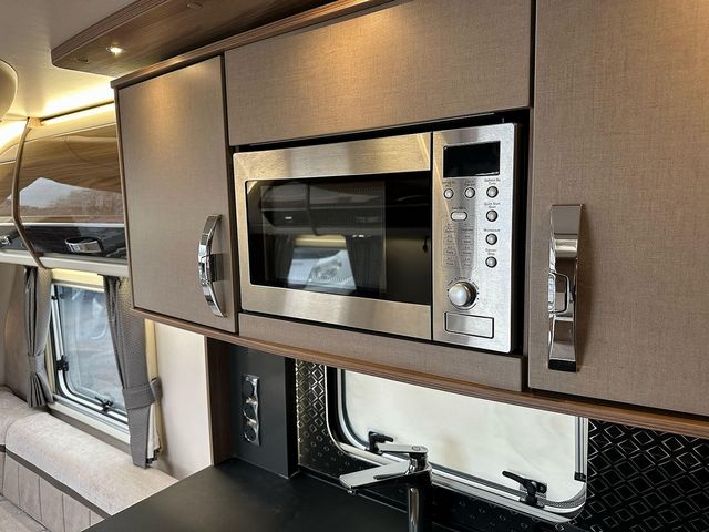 Swift Elegance 645  (2019) - Picture 12