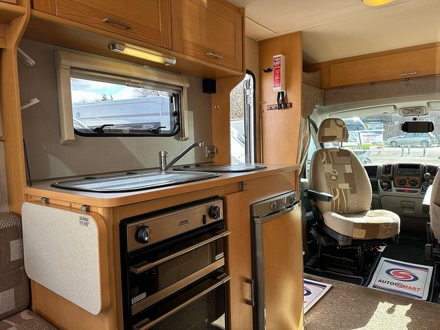 Elddis Autoquest 140 White (2010) - Picture 16