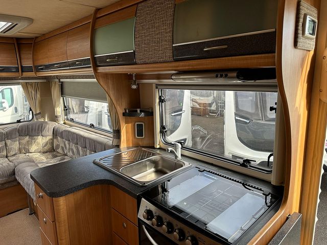 Autocruise Stardream Motorhome (2007) - Picture 14