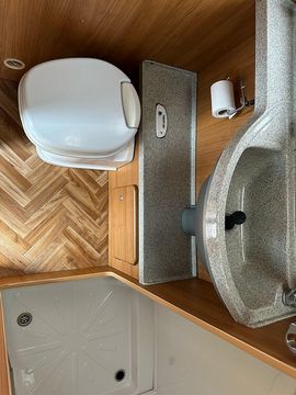 Autocruise Stardream Motorhome (2007) - Picture 13