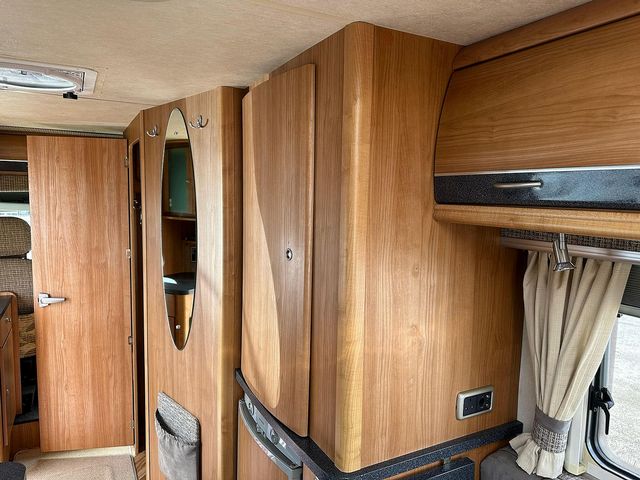 Autocruise Stardream Motorhome (2007) - Picture 22
