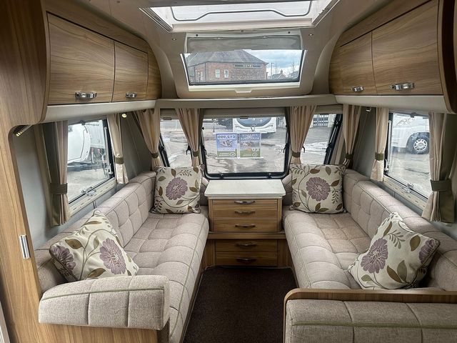Elddis Crusader Tempest EB Touring Caravan (2014) - Picture 5