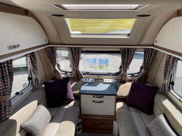 Swift Sprite Freestyle Touring Caravan (2019) - Picture 11