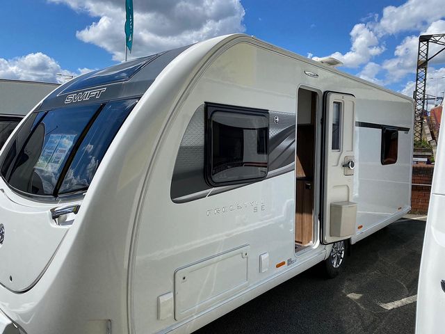Swift Sprite Freestyle Touring Caravan (2019) - Picture 4