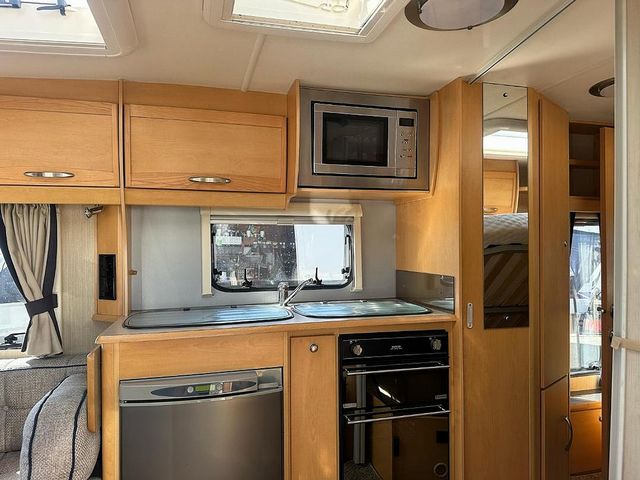 Elddis Rambler Touring Caravan (2010) - Picture 10