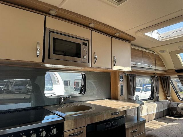 Sterling Eccles Moonstone SE Touring Caravan (2013) - Picture 11