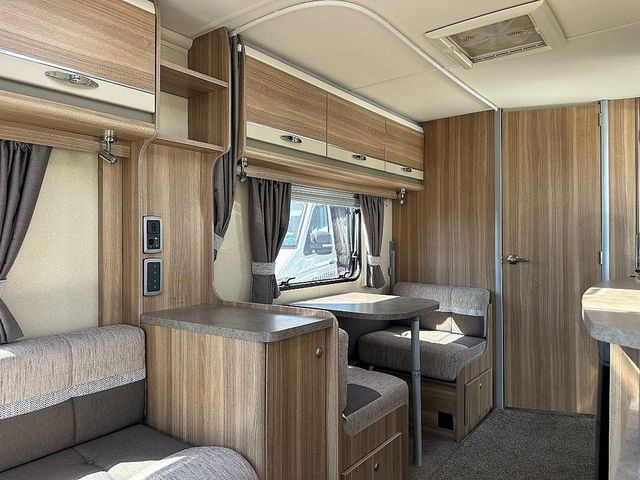 Sterling Eccles Moonstone SE Touring Caravan (2013) - Picture 15