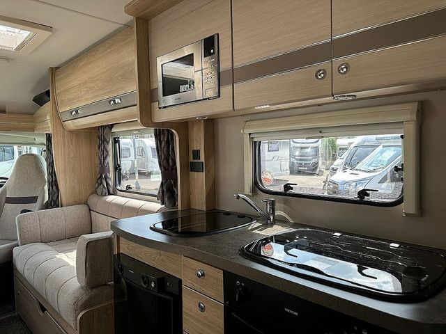 Elddis Autoquest 155 Motorhome (2017) - Picture 11