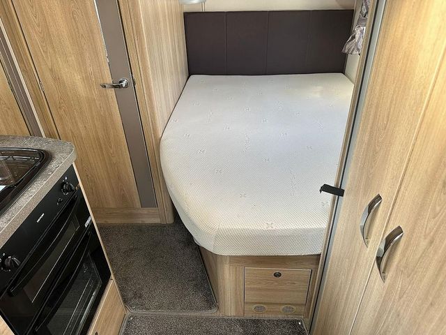 Elddis Autoquest 155 Motorhome (2017) - Picture 6