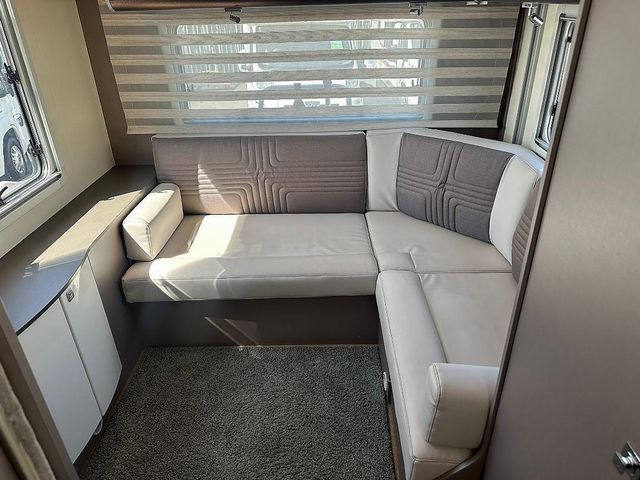 Burstner Lyseo TD744 Harmony Line Motorhome (2020) - Picture 10