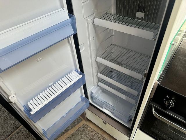 Burstner Lyseo TD744 Harmony Line Motorhome (2020) - Picture 11