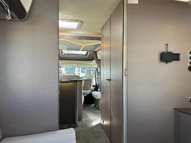 Burstner Lyseo TD744 Harmony Line Motorhome (2020) - Picture 14