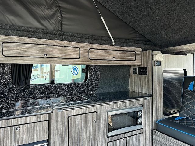 Ford Transit Custom Campervan Campervan (2017) - Picture 11