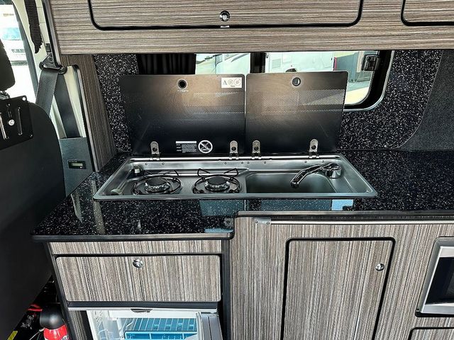 Ford Transit Custom Campervan Campervan (2017) - Picture 16