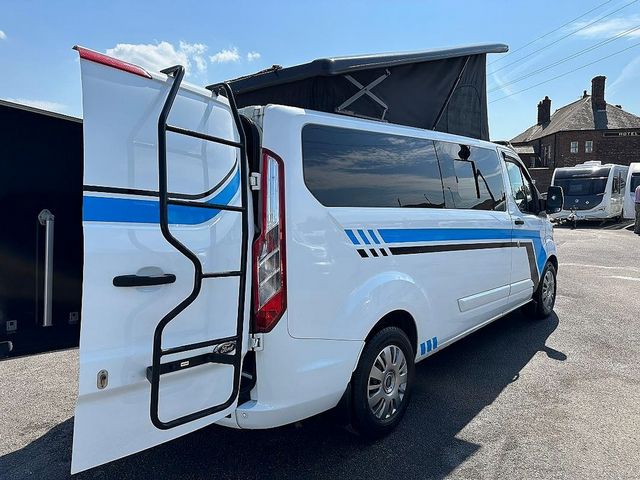 Ford Transit Custom Campervan Campervan (2017) - Picture 3