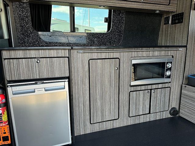 Ford Transit Custom Campervan Campervan (2017) - Picture 41