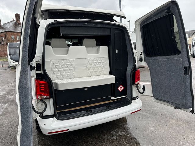 Volkswagen Transporter Spartan Campervan (2020) - Picture 23