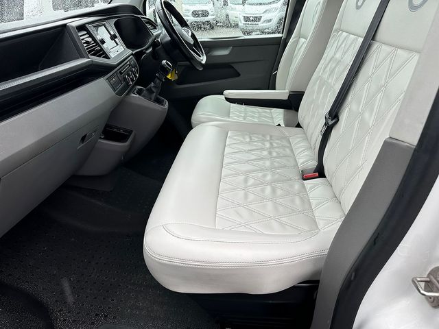 Volkswagen Transporter Spartan Campervan (2020) - Picture 4