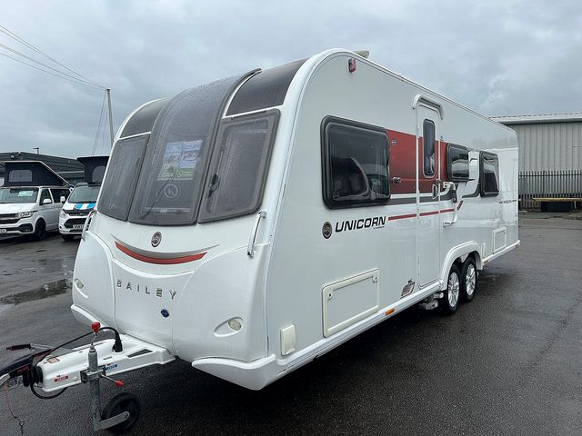 2016 Bailey Unicorn Barcelona Touring Caravan
